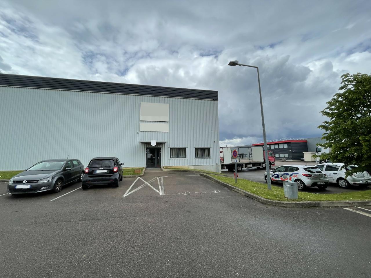 Local d'activité Longvic 527m² Location local d'activité Longvic Côte-d'Or OLACT2422735 0